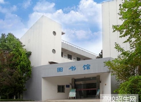 成都卫生学校口腔医学专业