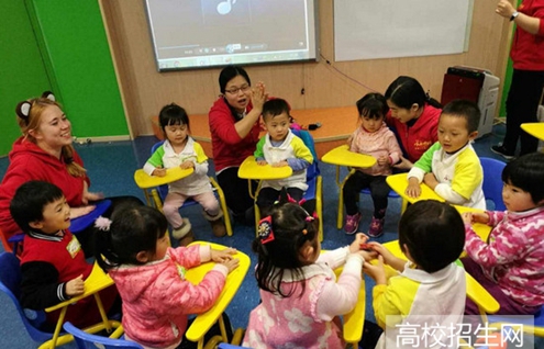 资阳幼师学校