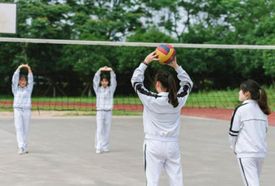 女生读贵阳人民医院护士学校什么专业好?