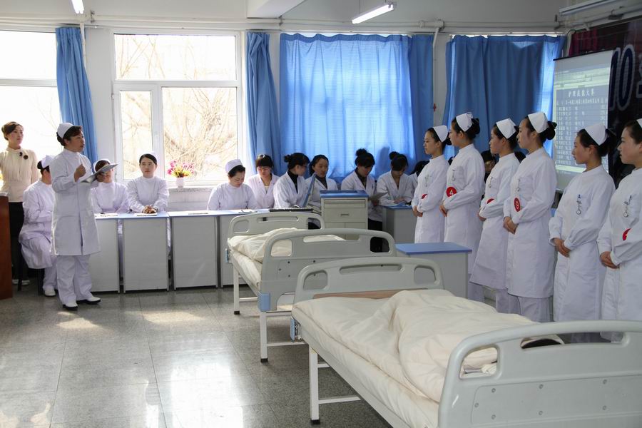 重庆市红十字卫校的临床医学就业前景怎么样